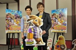 『イースターラビットのキャンディ工場』のボイスキャスト発表会に出席した、千葉雄大、山寺宏一(右)