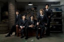 『シャッフル』に出演する一同