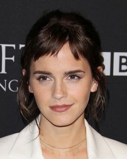 ドレス姿がまさかの不評