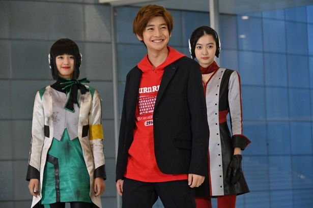 或人(高橋文哉)とイズ(鶴嶋乃愛)の笑顔がイイ！