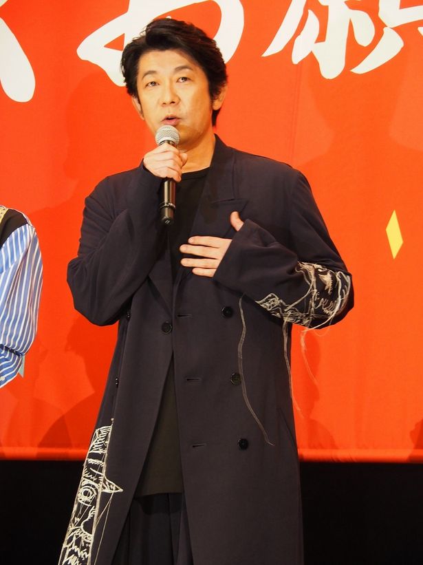 劇中の関係と同じく、成田の憧れの存在である永瀬正敏