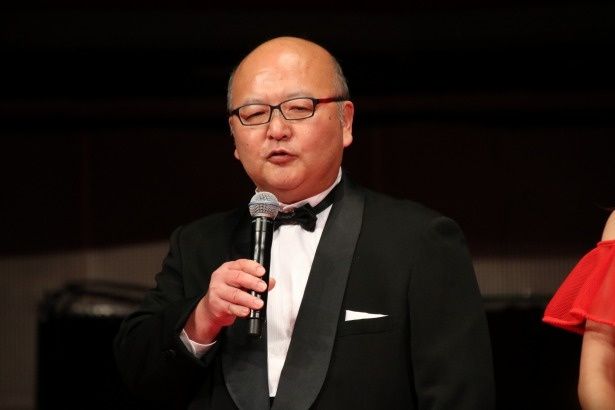 メガホンをとった佐藤東弥監督