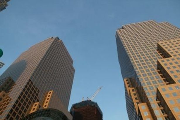 9・11の世界同時多発テロで大きな被害を受けたマンハッタンのダウンタウン。10年の時を経ても、その傷はまだ完全には癒えない