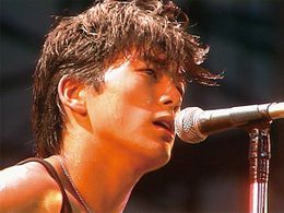 新宿ルイードの初ライブの映像も！ファン必見の『尾崎豊を探して』