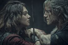 ボロボロになりながら戦い続けるゲラルト…