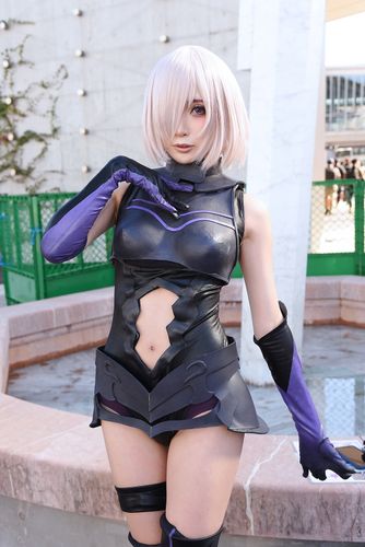 寒さにも負けず美人レイヤーが大集合！初日の「コミケ97」で見つけたハイレベル・コスプレイヤー20選