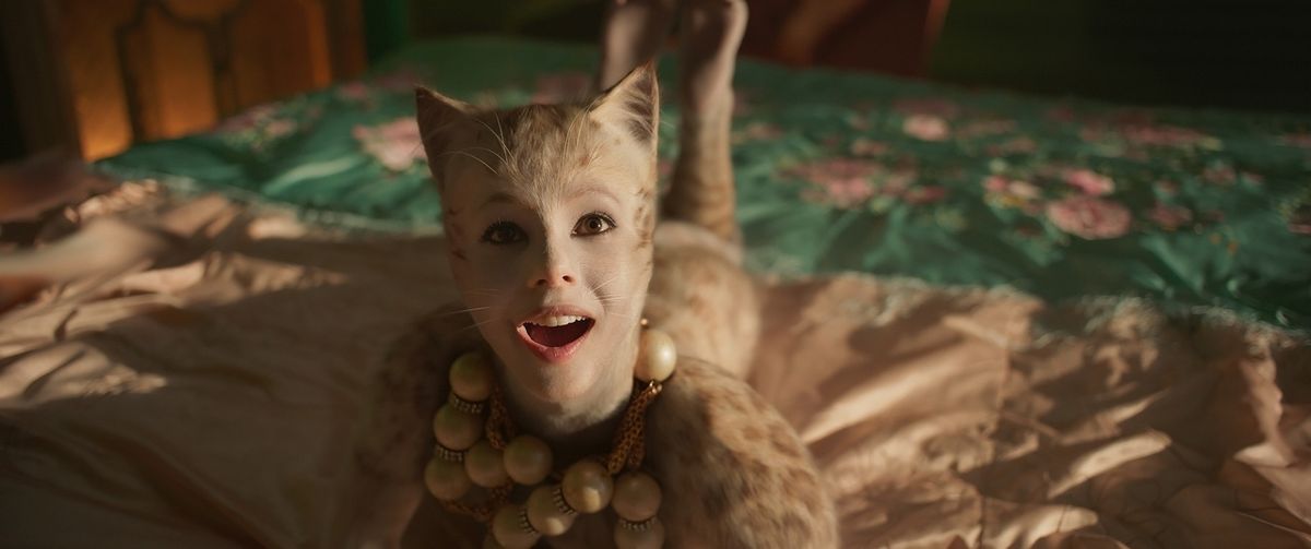キャッツ』主人公ヴィクトリア役のフランチェスカ・ヘイワード＆トム 