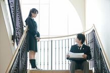 手紙をきっかけに高校時代の淡い初恋の思い出が甦る(『ラストレター』) 
