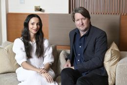 『キャッツ』の主演女優、フランチェスカ・ヘイワードとトム・フーパー監督