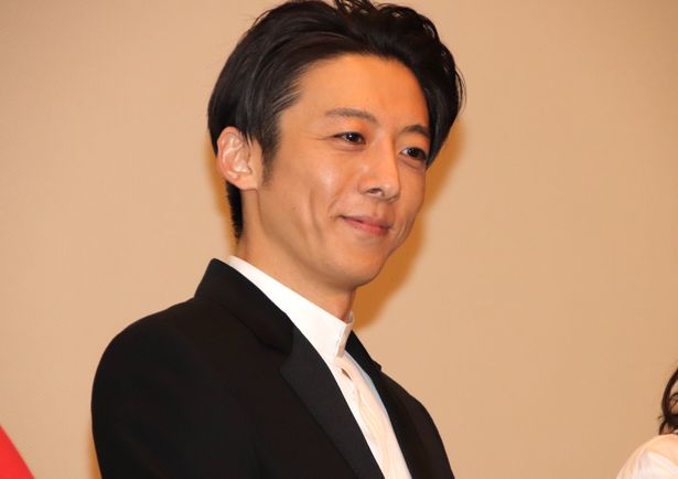 舞台挨拶に登壇した高橋一生