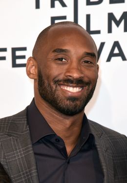 ヘリコプターの墜落事故により死去したNBAスター、コービー・ブライアント