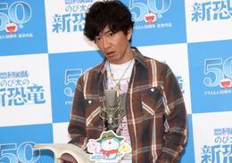 木村拓哉、アフレコの様子！魅力的な声を響かせた