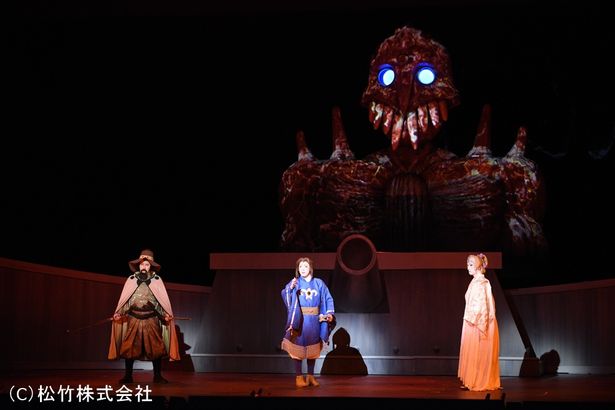 巨神兵の迫力に圧倒される