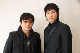 『影裏』で主演を務めた綾野剛と大友啓史監督