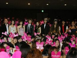 『パラダイス・キス』完成披露試写会に登壇した一同