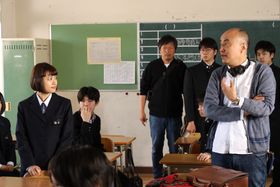 名作テレビドラマを連発する遊川和彦が本作のアイデアを着想した理由を語る特別コメントが到着