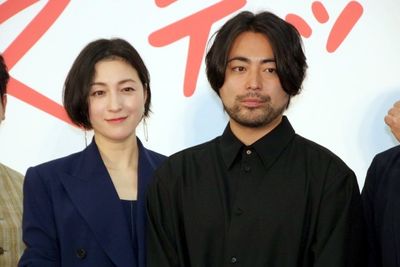『ステップ』で初共演した山田孝之と広末涼子