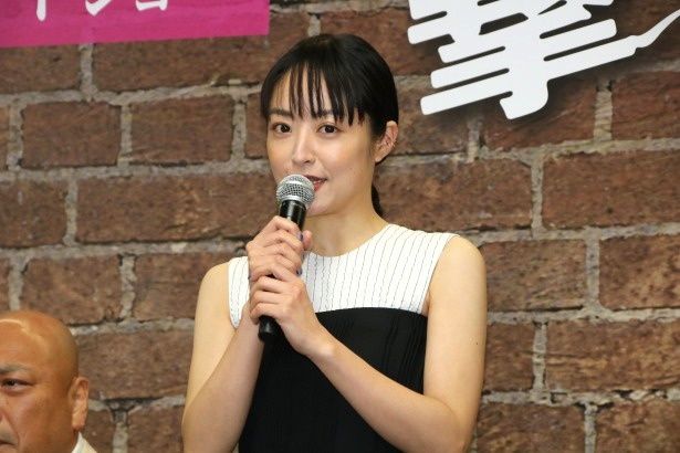 福原歌留多役の井上真央