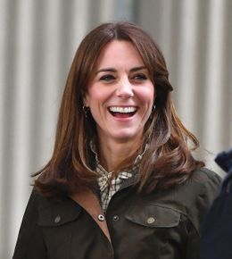 キャサリン妃が3人の子どもたちとスーパーへ