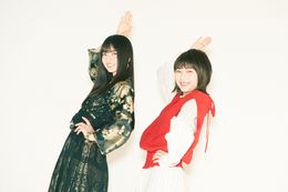 「UFO！」のポーズも披露！浅草みどり役を演じる2人が初対面で仲よしトーク