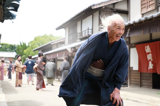 老年期の北斎を演じる田中泯