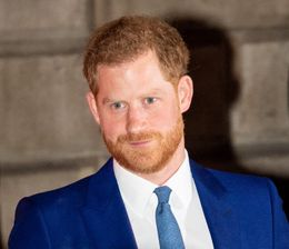 コロナ感染者の接触者と公務を行っていたヘンリー王子