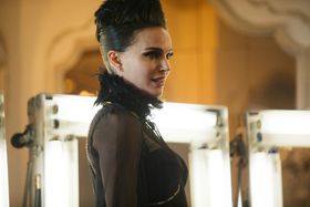 ナタリー・ポートマン主演最新作『ポップスター』の場面写真が到着