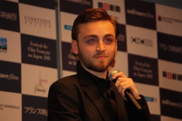 【写真をもっと見る】イケメン俳優のジュール・ペリシエは『消えたシモン・ヴェルネール』を代表して来日