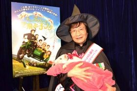 尾木ママクフィーに扮した尾木ママが、映画の見どころについてたっぷり語ってくれた