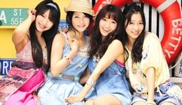 主題歌起用が決まったNot yet。左から、北原里英、横山由依、大島優子、指原莉乃