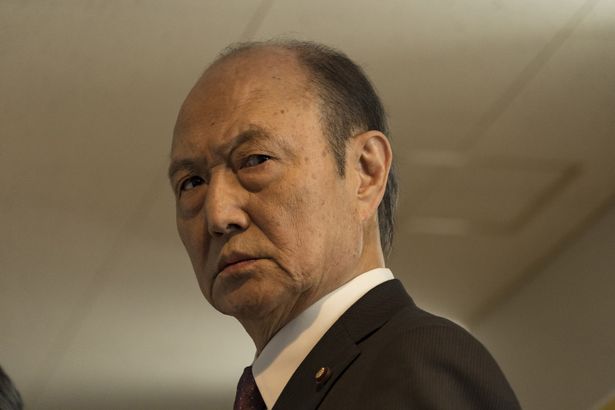 政界の大物・中尊寺を演じた石橋蓮司