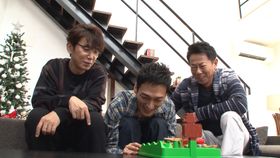 懐かしのおもちゃに興味津々！“なぎスケ”が大人な趣味をゆる～く楽しむ