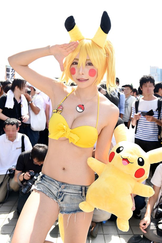 【写真を見る】「ポケットモンスター」のピカチュウに扮する泉れおなさんをはじめ、ハイレベルなコスプレイヤーがずらり！＜写真21点＞