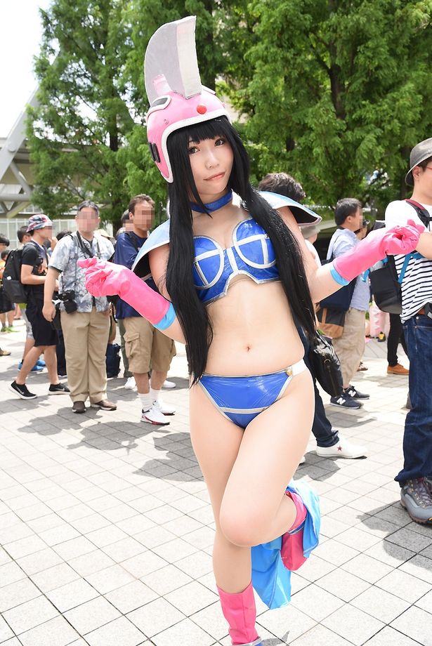 「ドラゴンボール」のチチに扮する あね娘さん