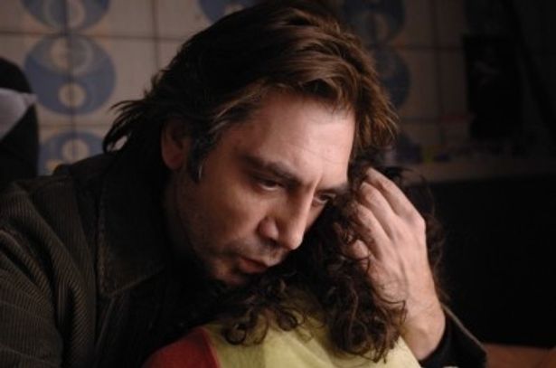 【写真】現代社会の闇の部分をスペインを舞台にリアルに描写した 『BIUTIFUL ビューティフル』は現在公開中