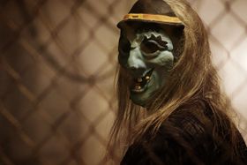 『ホーンテッド 世界一怖いお化け屋敷』恐怖の予告編映像と場面写真が解禁！