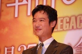 主人公の真柴司郎少佐役を演じた堺雅人