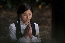 病弱で色白のスーちゃんを演じているのは注目の美少女・土屋太鳳