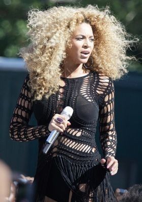 「自分の技能を高めるために絶え間なく努力し続けるところがとても似ている」。夫のジェイ・Zが妻ビヨンセを語る