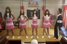 硬派で厳しい応援団はなんと女装応援団だった