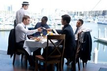 主演は逮捕、出演者は有罪判決など、何かと話題の『テイカーズ』が公開