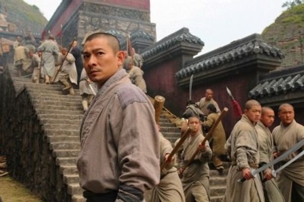 『新少林寺 SHAOLIN』の主人公はアンディ・ラウ扮する将軍・侯杰