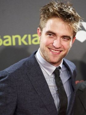 ロブ様が「クリステンはセクシーな女神」