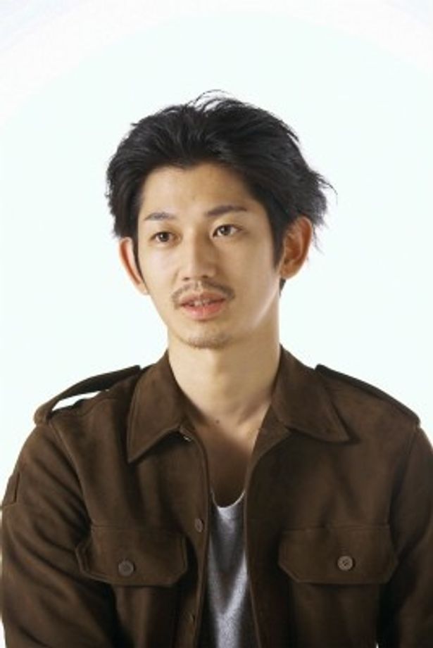 今回の現場ではこれまでにないスリリングな経験をしたという瑛太
