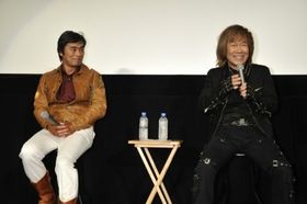 「ロッポンギ・アニメ・ナイト 大葉健二祭り よろしく、勇気！」に登場した大葉健二と串田アキラ