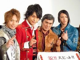 『海賊戦隊ゴーカイジャーVS宇宙刑事ギャバン THE MOVIE』の初日舞台挨拶