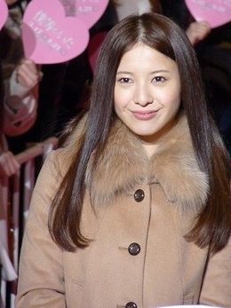 『僕等にいた』出演の吉高由里子が映画ネタよりもビッグなニュースを発表!?