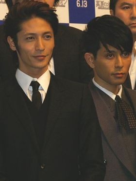 俳優初挑戦の堂珍嘉邦と共演