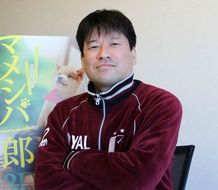 人気シリーズ『マメシバ一郎3D』でアラフォーニートを演じる佐藤二朗