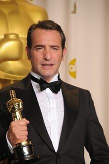 アカデミー主演男優賞は『アーティスト』のジャン・デュジャルダンが獲得。フランス人として初の快挙！